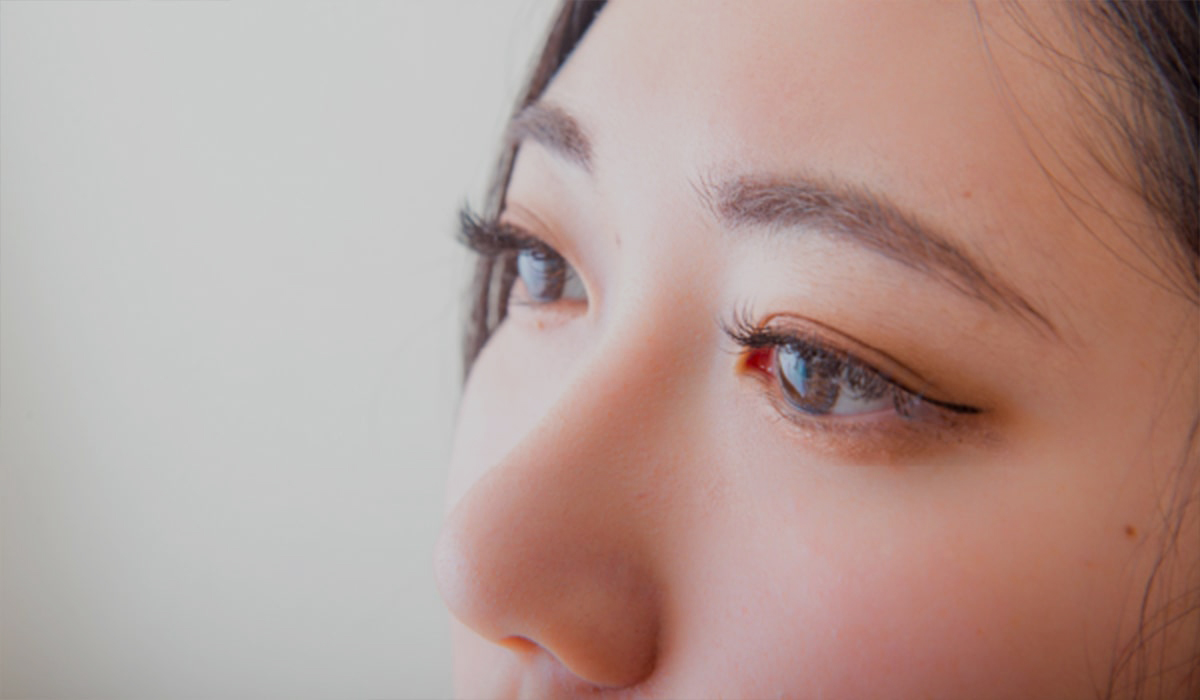 眼瞼下垂症治療や逆まつげの治療